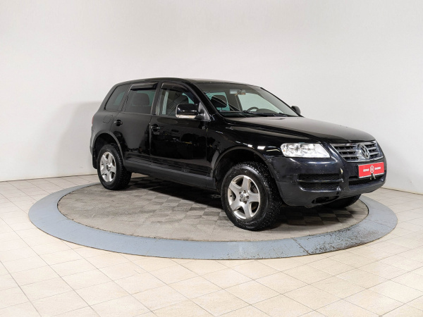 Volkswagen Touareg 2005 Черный