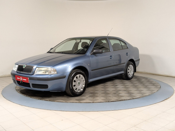 Skoda Octavia 2010 Голубой