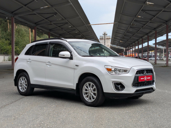 Mitsubishi ASX 2012 Белый