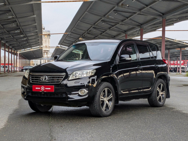 Toyota RAV4 2010 Черный