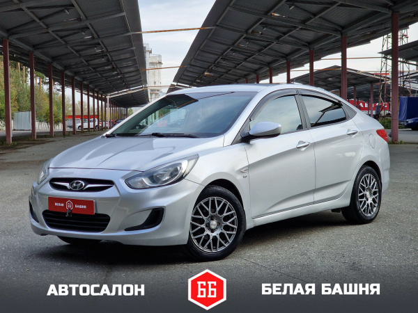 Hyundai Solaris 2013 Серебряный