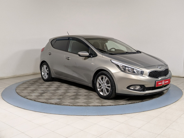 Kia Ceed 2012 Серебряный