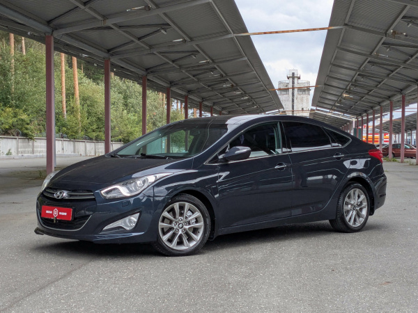 Hyundai i40 2014 Синий