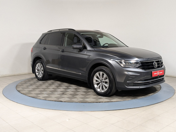 Volkswagen Tiguan 2021 Серый