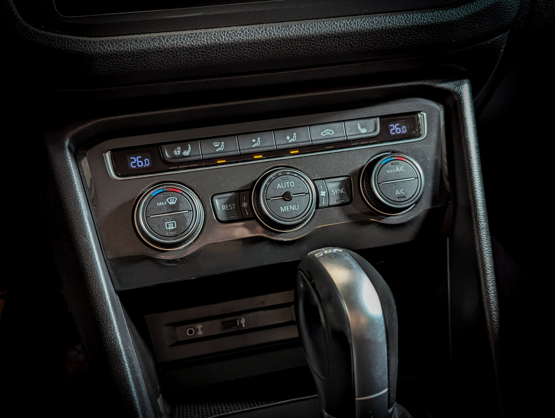 Volkswagen Tiguan 2017 Серебряный