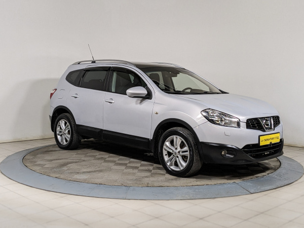 Nissan Qashqai+2 2010 Серый