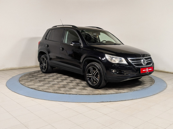 Volkswagen Tiguan 2009 Черный
