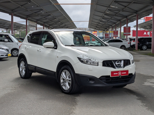 Nissan Qashqai 2010 Белый