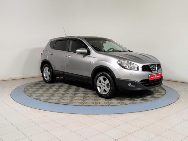 Nissan Qashqai 2011 Серебряный