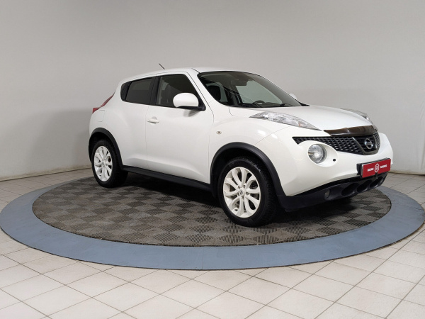 Nissan Juke 2012 Белый