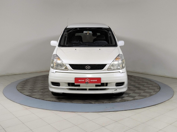 Nissan Serena 2000 Белый