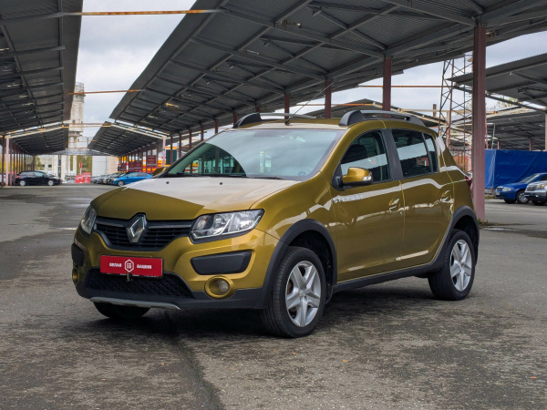 Renault Sandero 2017 Зеленый
