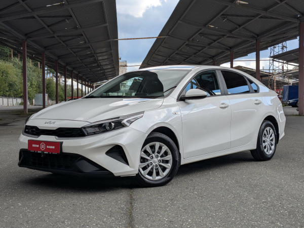 Kia Cerato 2022 Белый