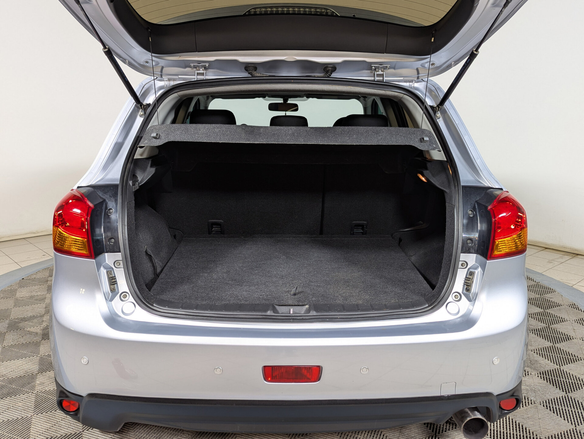 Mitsubishi ASX 2012 Серебряный