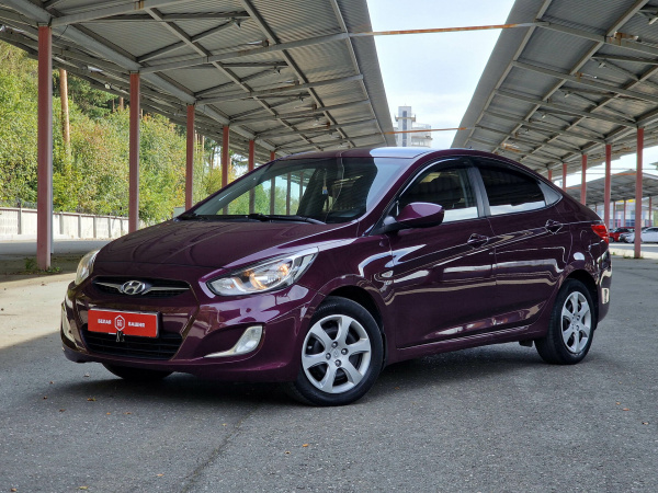 Hyundai Solaris 2012 Фиолетовый