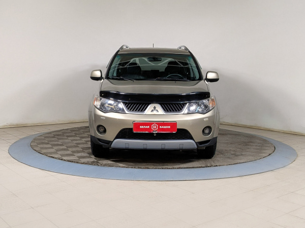 Mitsubishi Outlander 2007 Бежевый