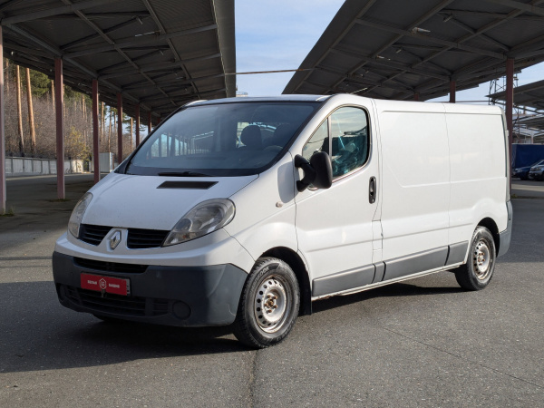 Renault Trafic 2009 Белый