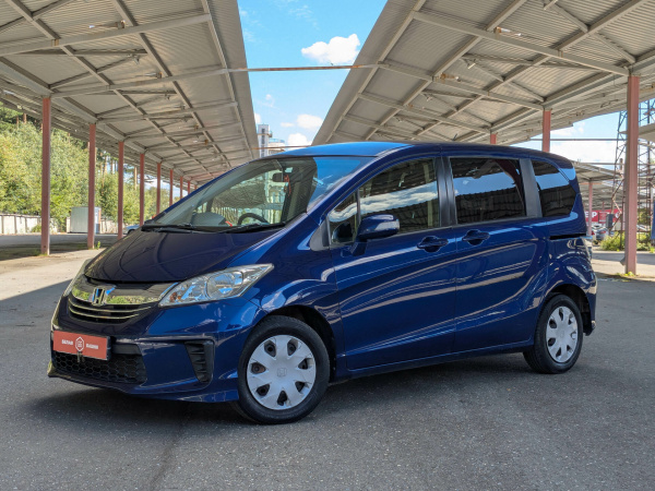 Honda Freed 2015 Синий
