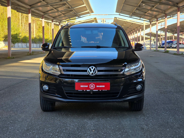 Volkswagen Tiguan 2012 Черный