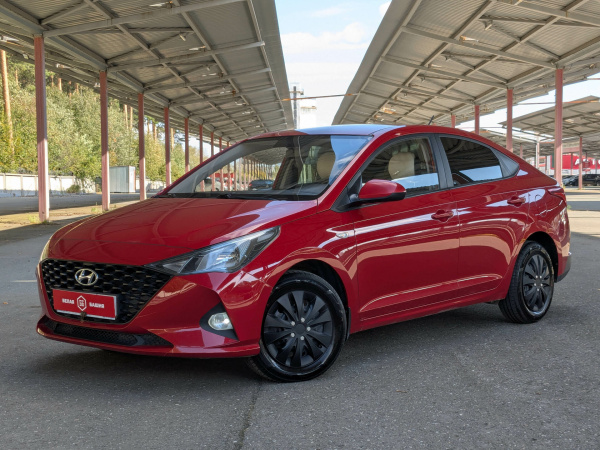 Hyundai Solaris 2020 Красный