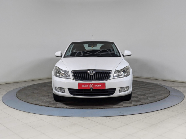 Skoda Octavia 2011 Белый