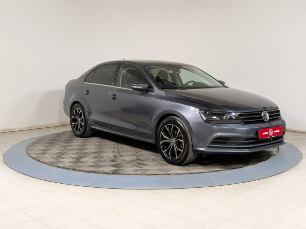 Volkswagen Jetta 2017 Серебряный