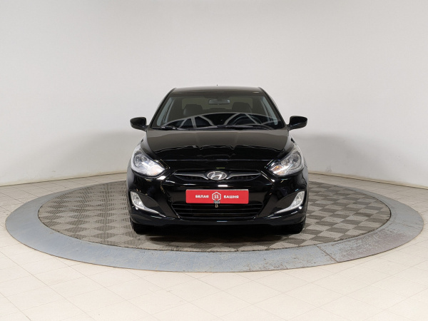 Hyundai Solaris 2012 Черный
