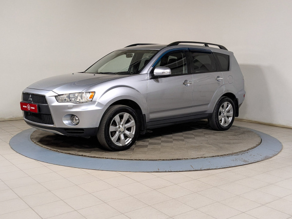 Mitsubishi Outlander 2011 Серебряный