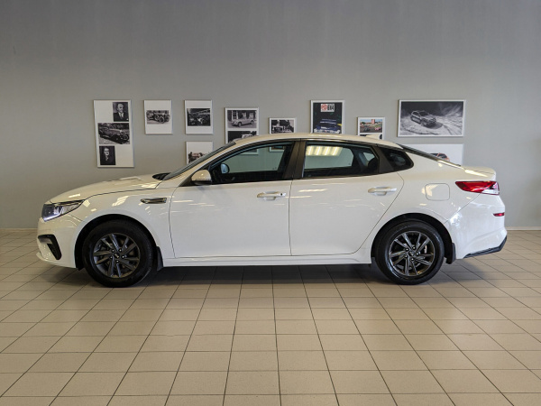 Kia Optima 2019 Белый