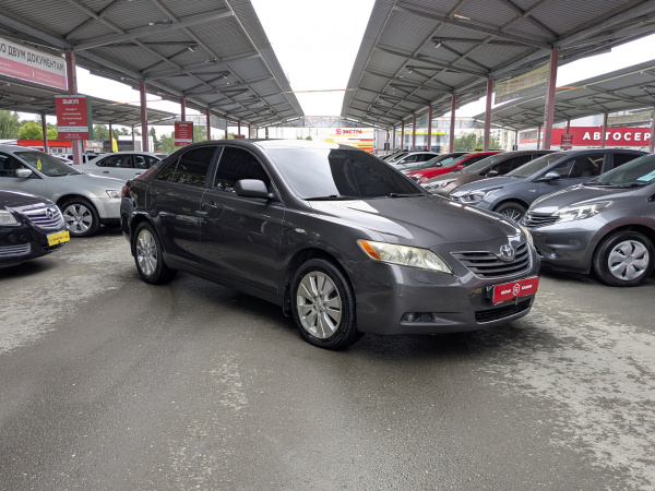 Toyota Camry 2008 Серый