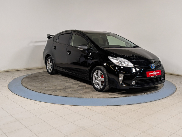 Toyota Prius 2015 Черный