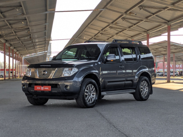 Nissan Pathfinder 2008 Синий
