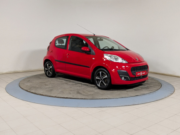 Peugeot 107 2012 Красный