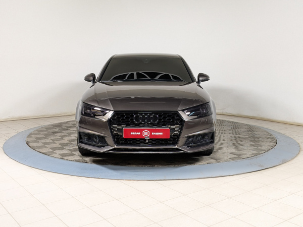 Audi A4 2016 Коричневый