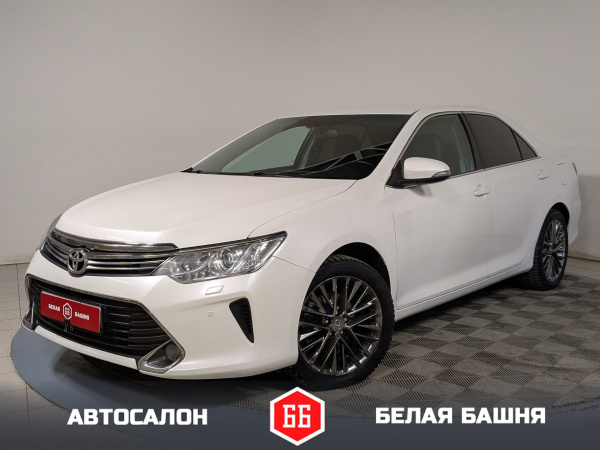 Toyota Camry 2015 Белый