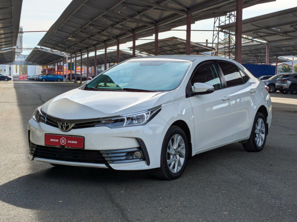 Toyota Corolla 2017 Белый