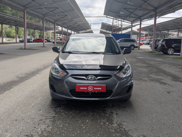 Hyundai Solaris 2012 Серый