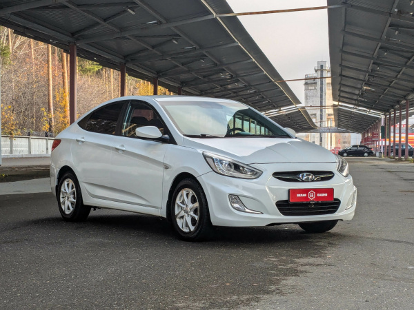 Hyundai Solaris 2013 Белый