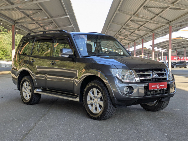 Mitsubishi Pajero 2012 Серый