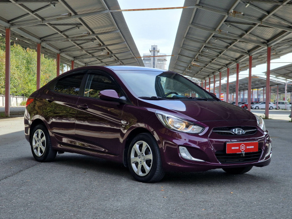 Hyundai Solaris 2012 Фиолетовый