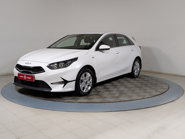 Kia Ceed 2022 Белый