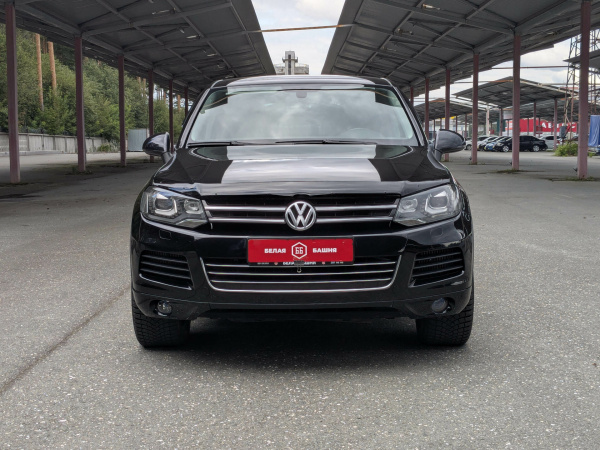 Volkswagen Touareg 2010 Черный