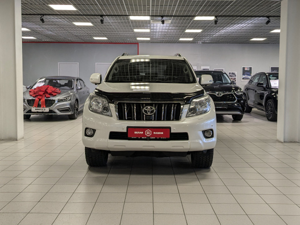 Toyota Land Cruiser Prado 2013 Белый