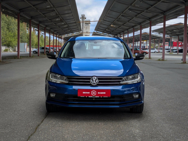 Volkswagen Jetta 2018 Синий