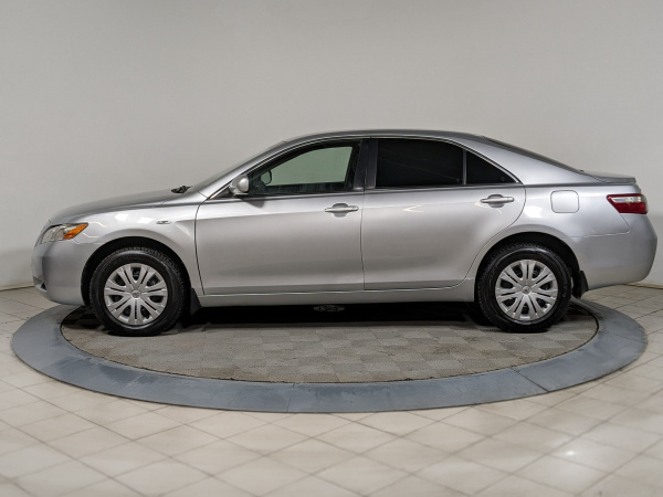 Toyota Camry 2006 Серебряный