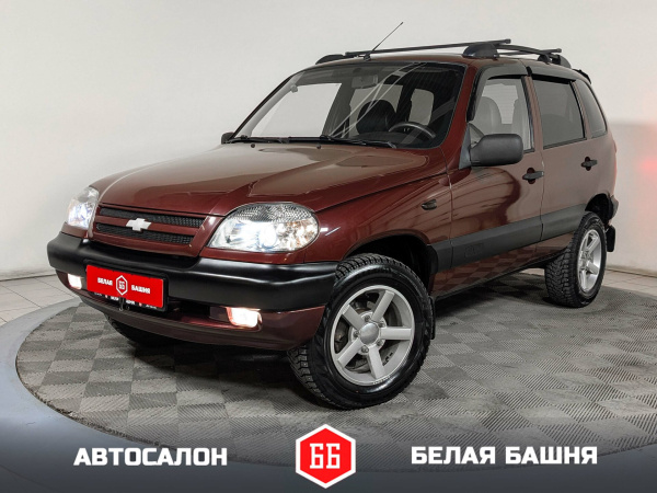 Chevrolet Niva 2004 Красный