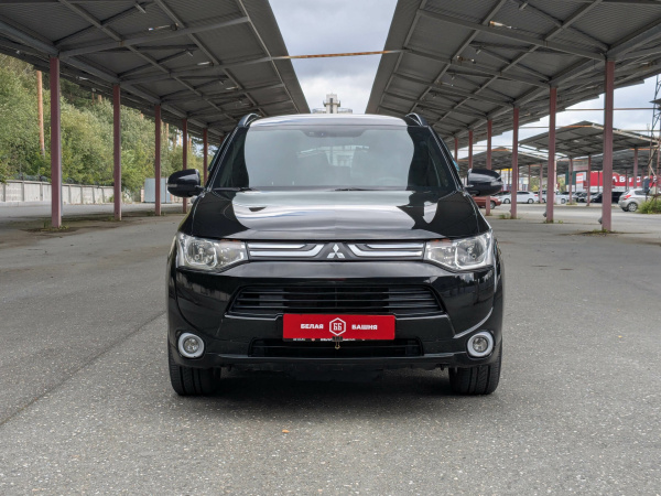 Mitsubishi Outlander 2013 Черный