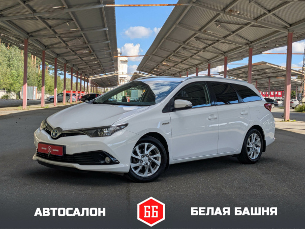 Toyota Auris 2016 Белый