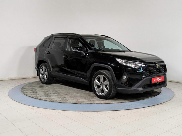 Toyota RAV4 2020 Черный