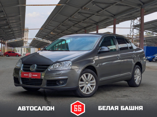 Volkswagen Jetta 2010 Серый